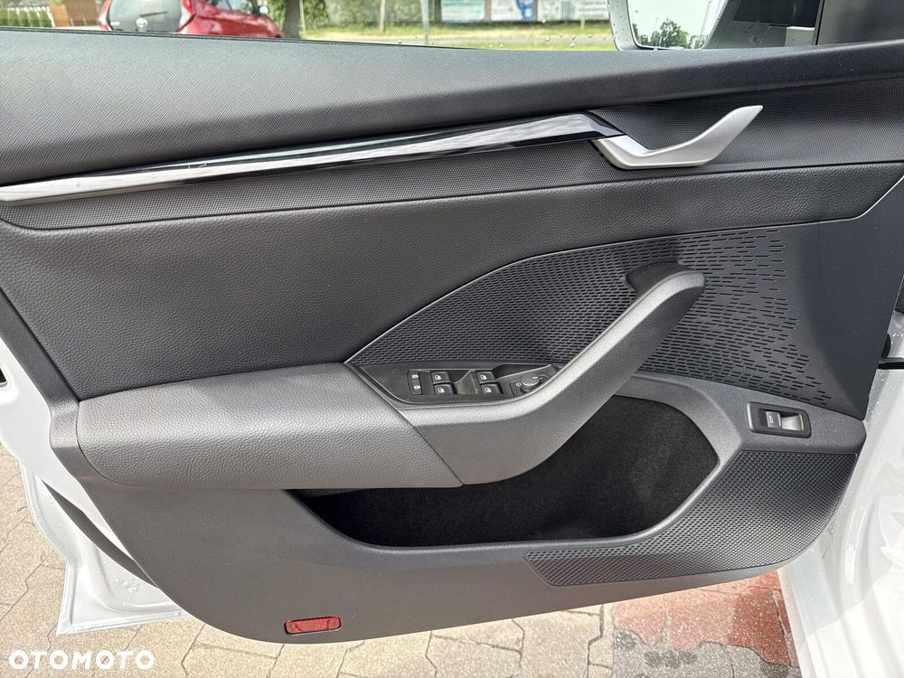 Skoda Octavia 1.5 TSI mHEV Sportline DSG - 11