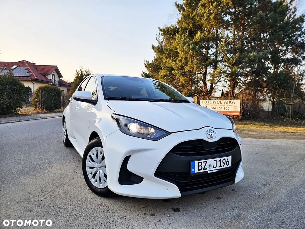 Toyota Yaris 1.5 VVT-i Team Deutschland - 3