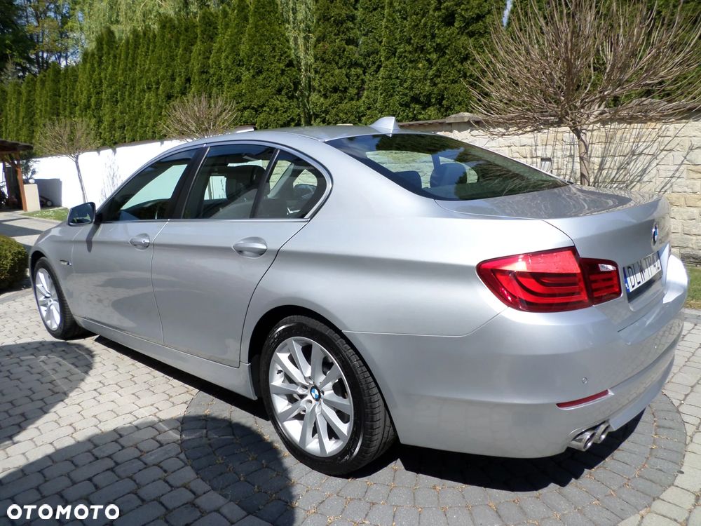 BMW Seria 5 520d - 13