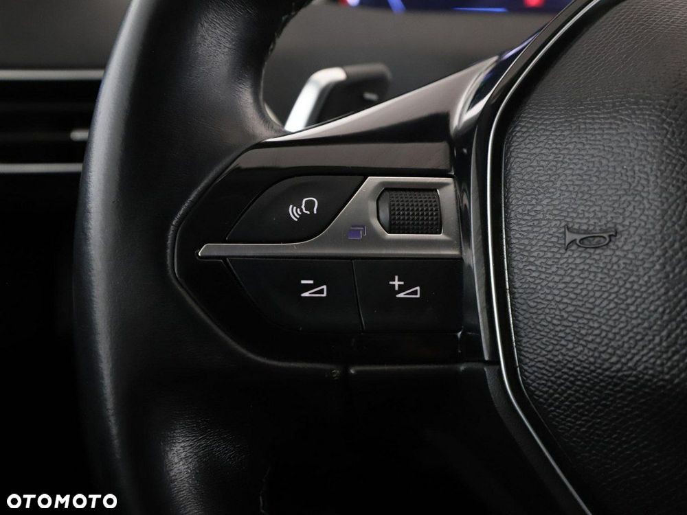 Peugeot 3008 1.5 BlueHDi Crossway S&S EAT8 - 33