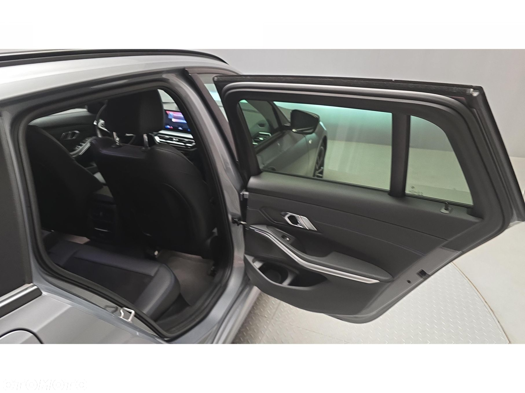 BMW Seria 3 320d M Sport sport - 29