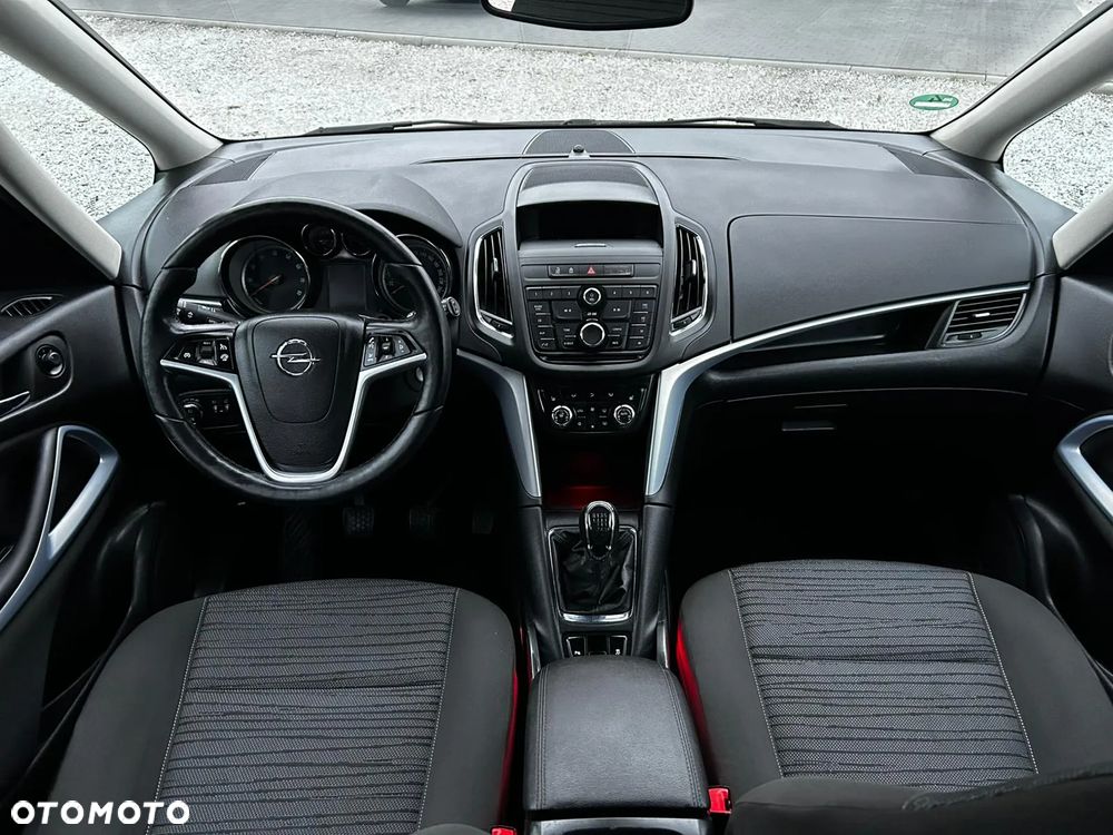 Opel Zafira 1.4 Turbo (ecoFLEX) Start/Stop Active - 23
