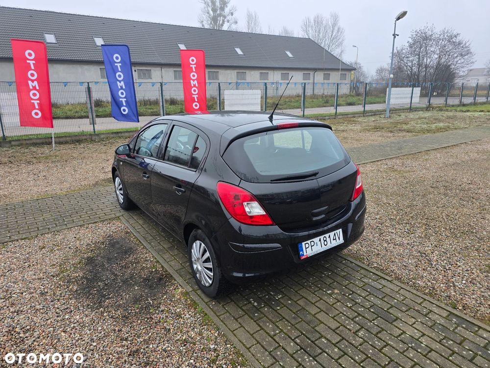 Opel Corsa 1.2 16V Enjoy - 9
