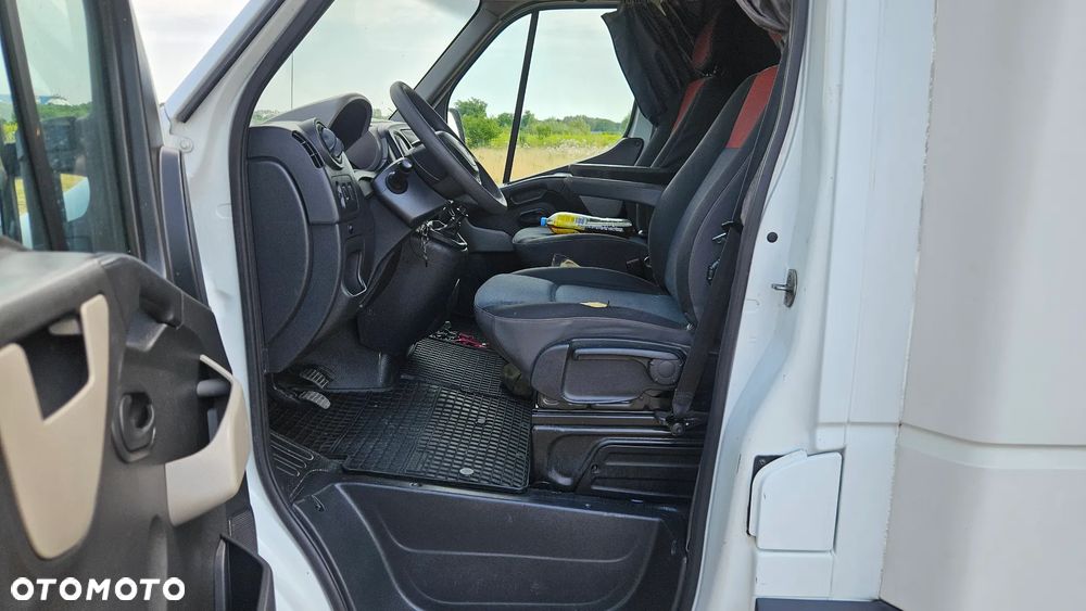 Renault Master - 29