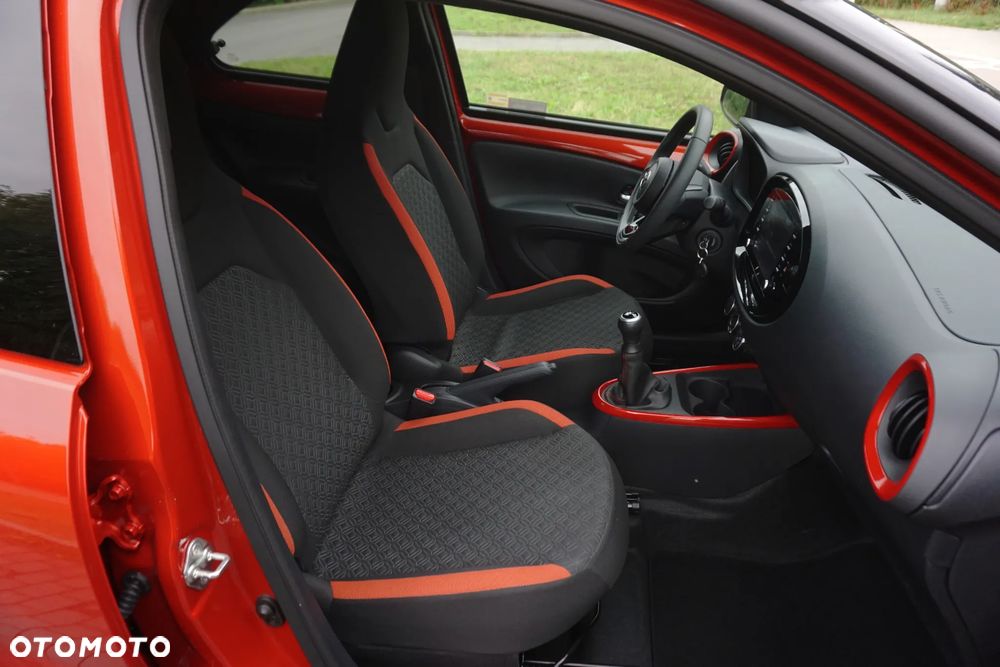 Toyota Aygo X 1.0 VVT-i Style - 17