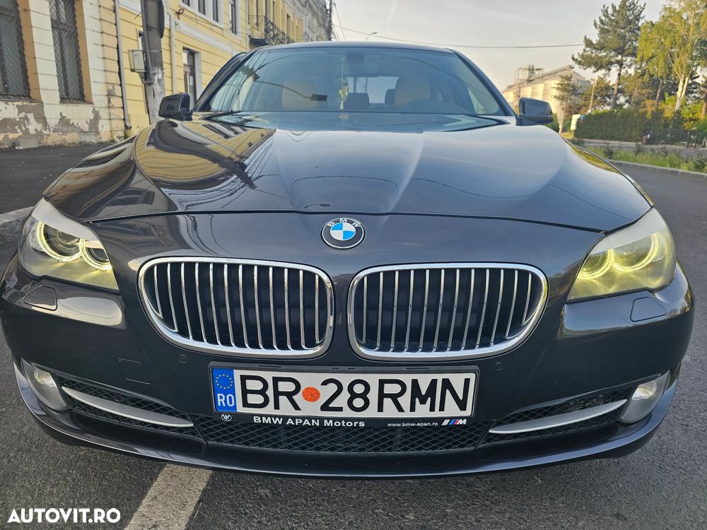 BMW Seria 5 525d xDrive - 1