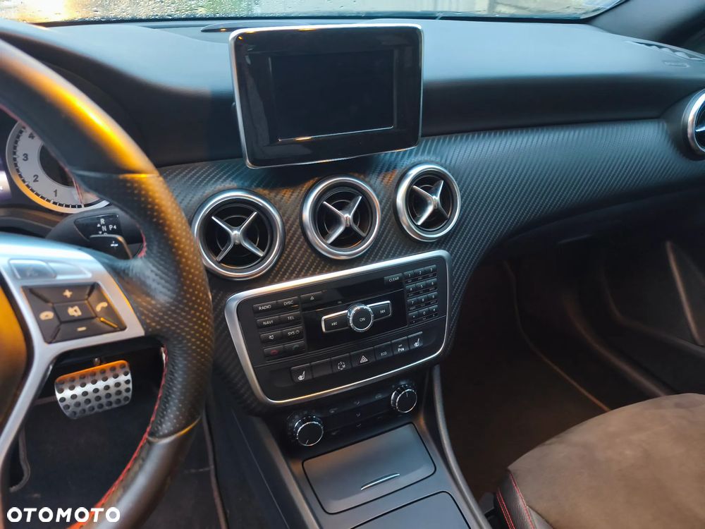 Mercedes-Benz Klasa A 250 - 12
