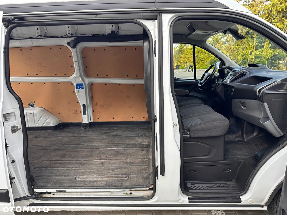 Ford Transit Custom Maxi - 13
