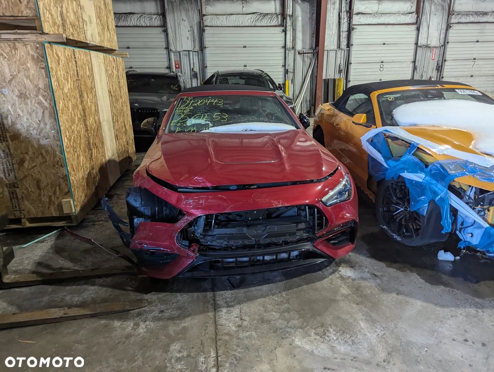 Mercedes-Benz CLE Mercedes-AMG 53 4MATIC+ AMG SPEEDSHIFT TCT 9G - 1