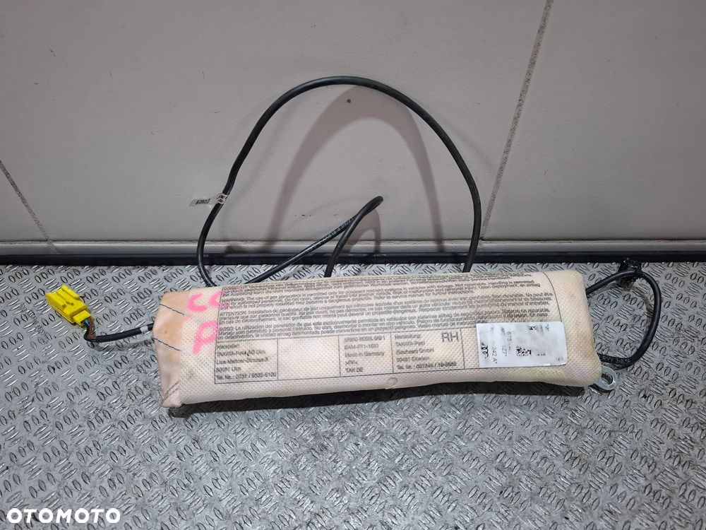 Poduszka fotela prawa Volkswagen Passat CC 2009 rok nr 1K8880242A - 2