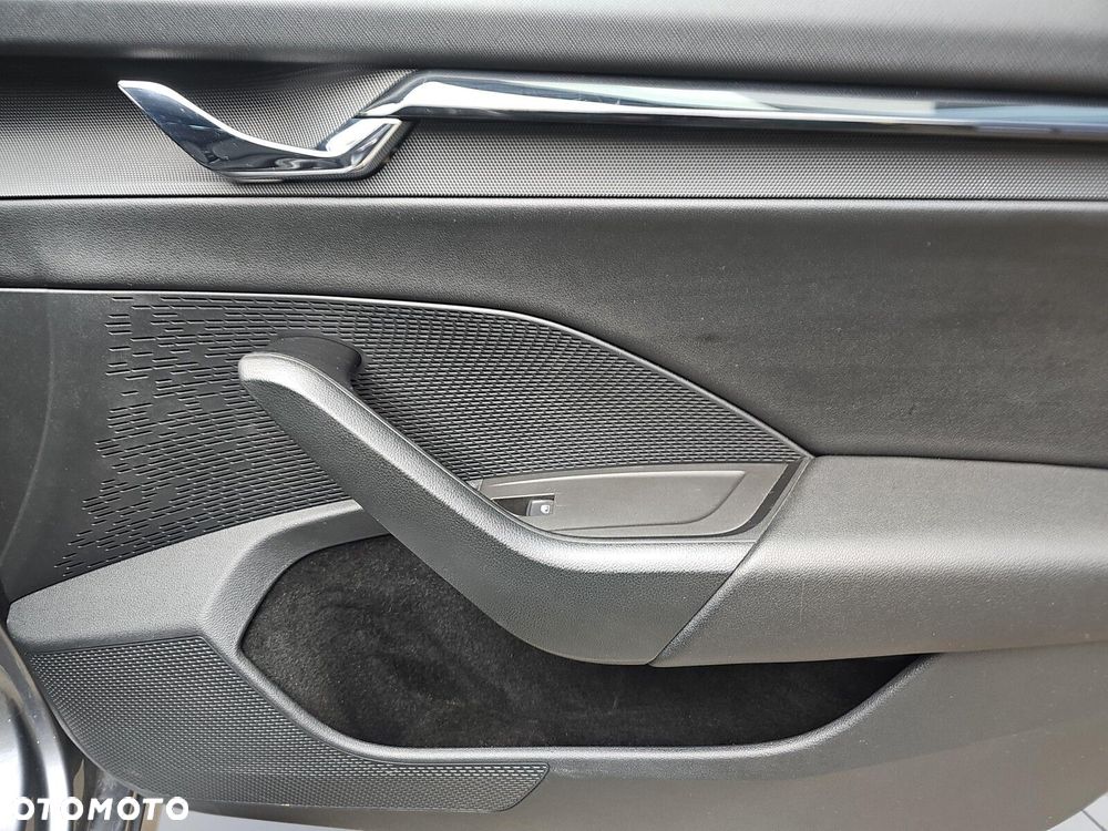 Skoda Octavia 2.0 TDI Ambition - 30