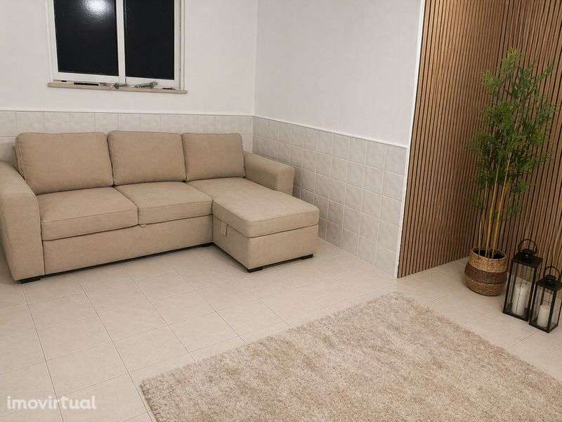 Arrenda-se T1 (anexo) renovado com água e luz incluídas - Grande imagem: 5/12