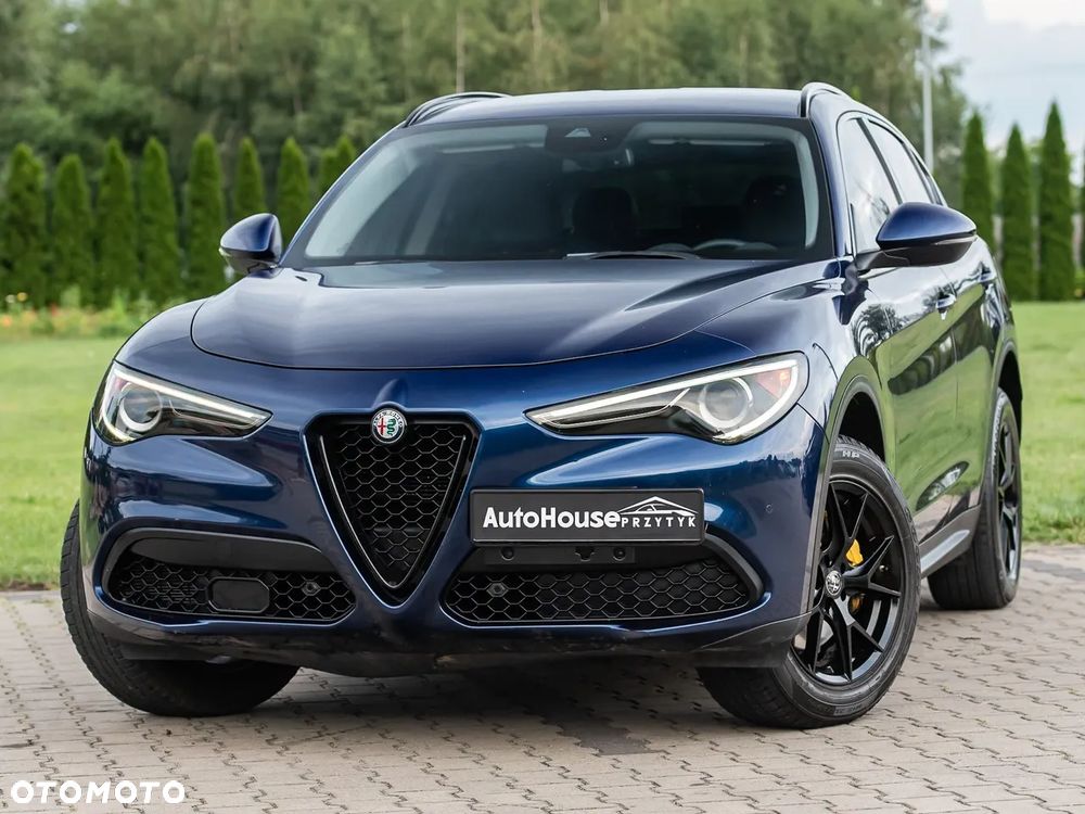 Alfa Romeo Stelvio 2.0 Turbo 16V AT8-Q4 Executive - 4