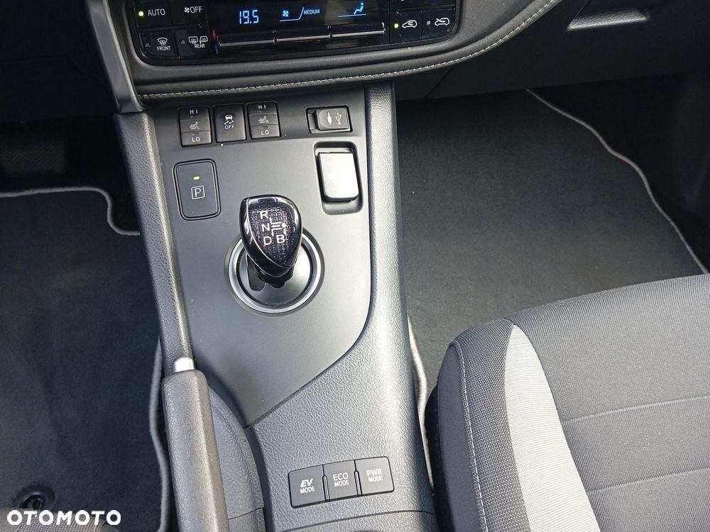 Toyota Auris Hybrid 135 Premium - 15