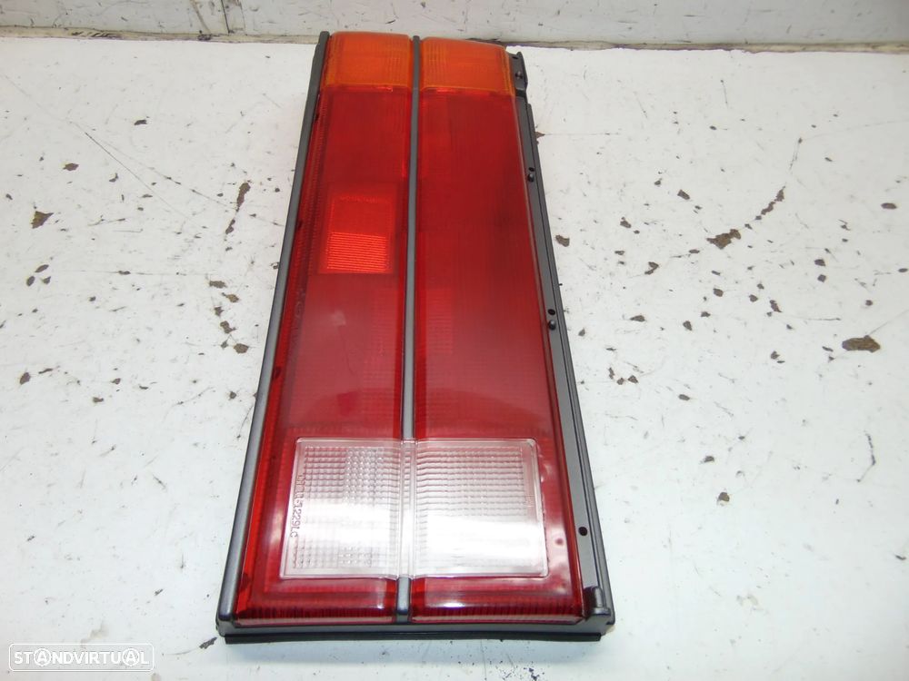 Datsun Nissan blubird vidro farolim - 3