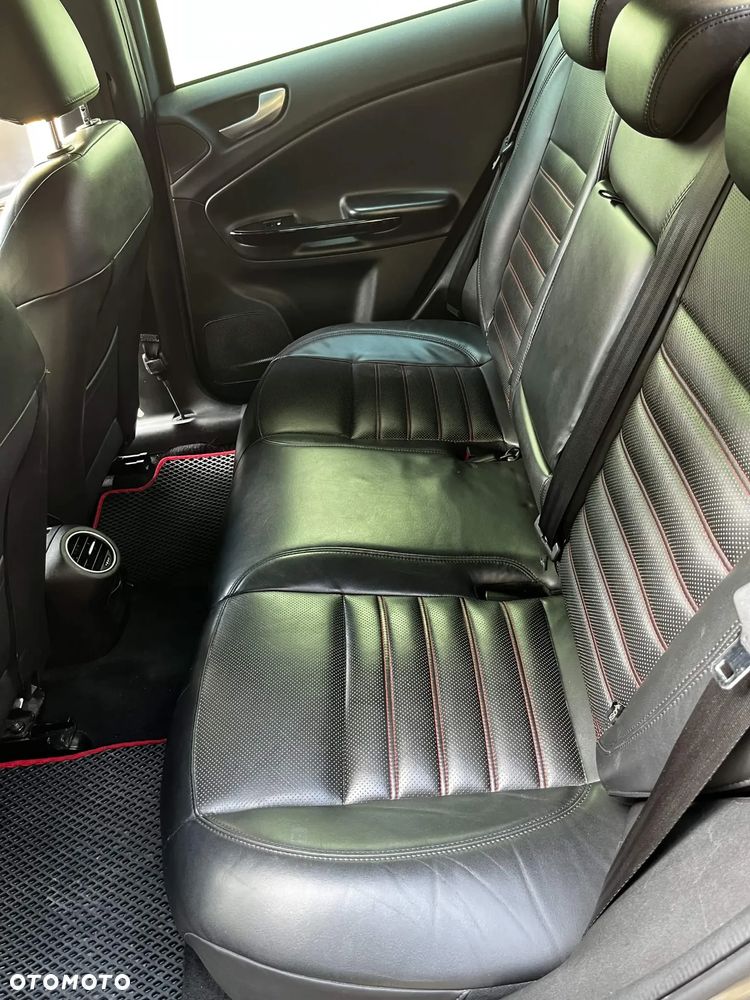 Alfa Romeo Giulietta 1.4 TB 16V Multiair - 10
