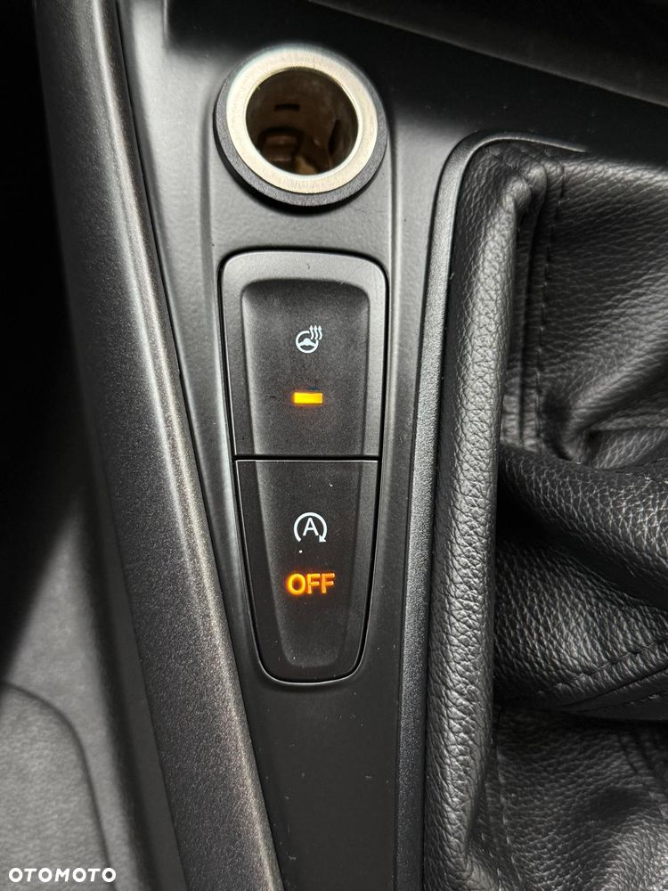 Ford Focus 1.5 EcoBlue Start-Stopp-System COOL&CONNECT - 26