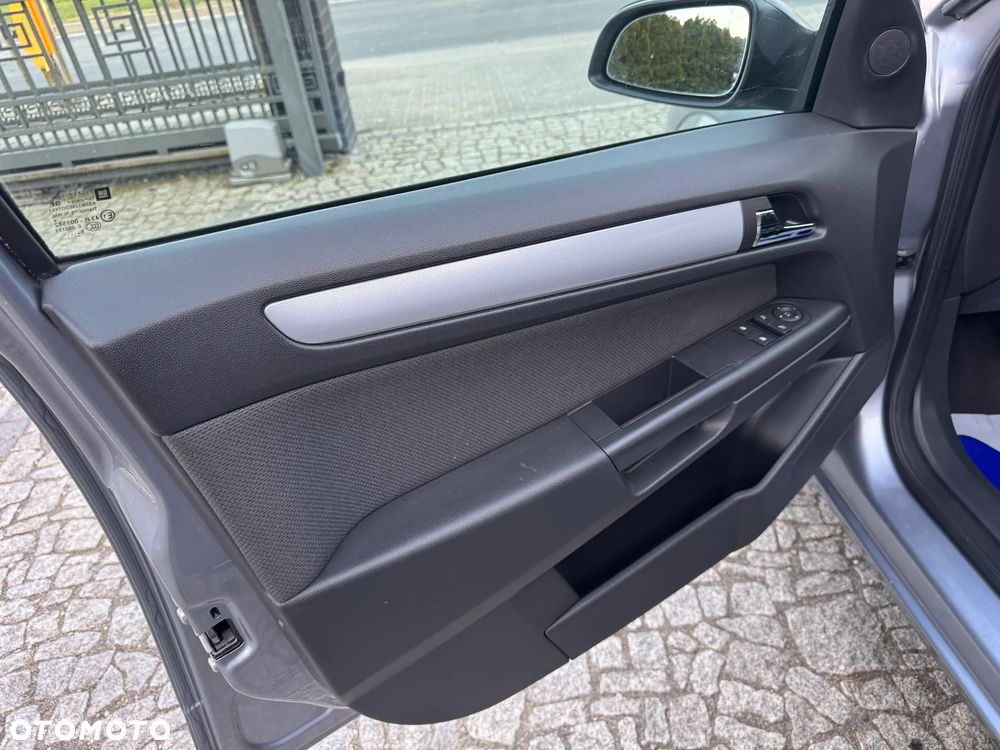 Opel Astra 1.6 Edition - 29