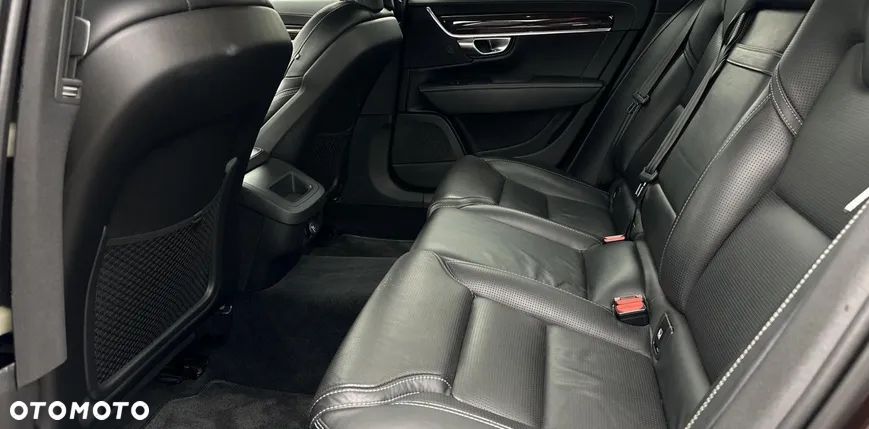 Volvo S90 - 12