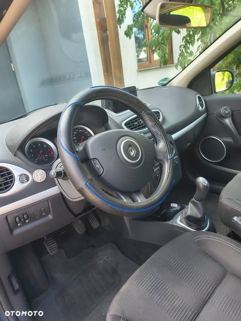 Renault Clio 1.2 16V Dynamique - 4