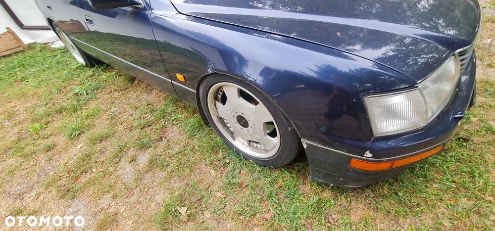Lexus LS 400 - 12