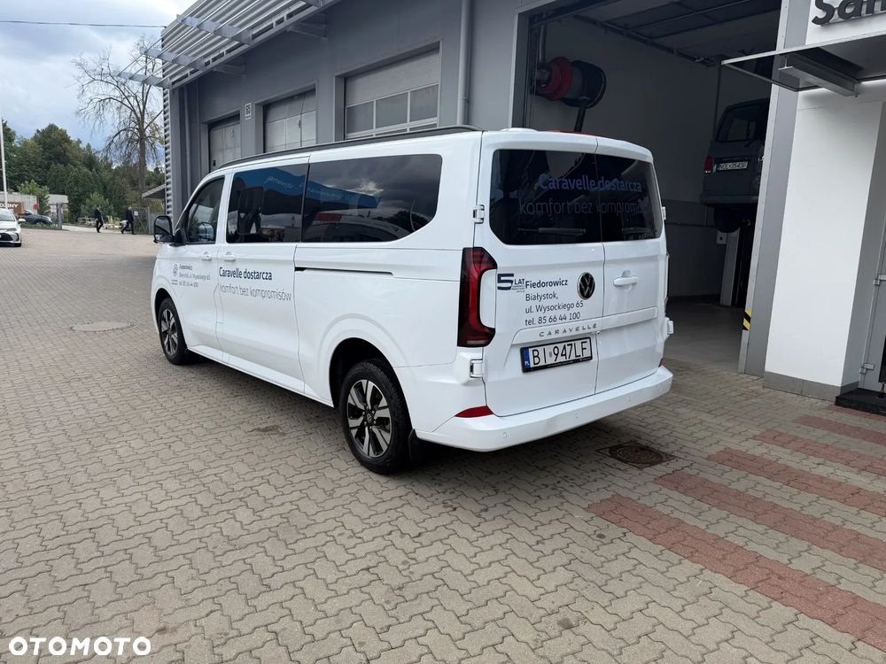 Volkswagen Caravelle - 4