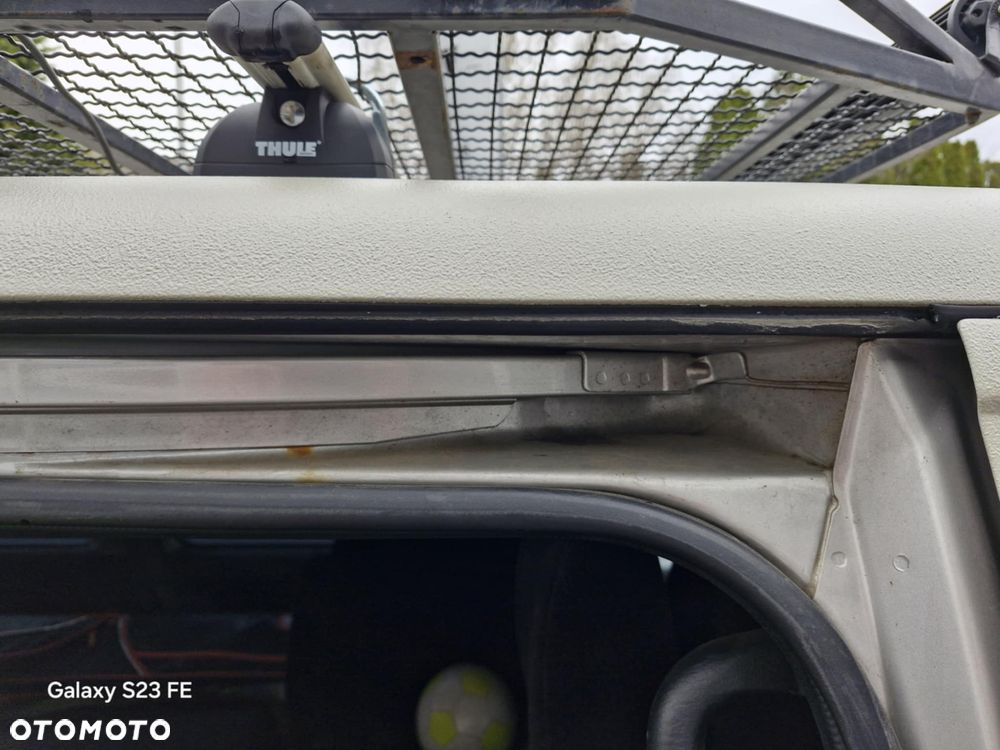 Hyundai H-1 Starex - 28