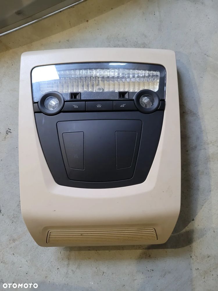 Lampka podsufitki c976048 BMW 5 F10 F11 - 1