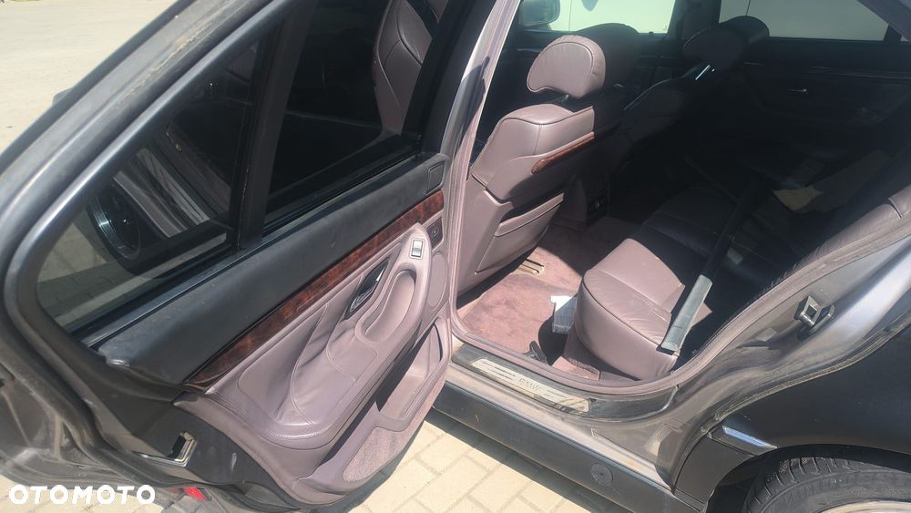 BMW Seria 7 - 4