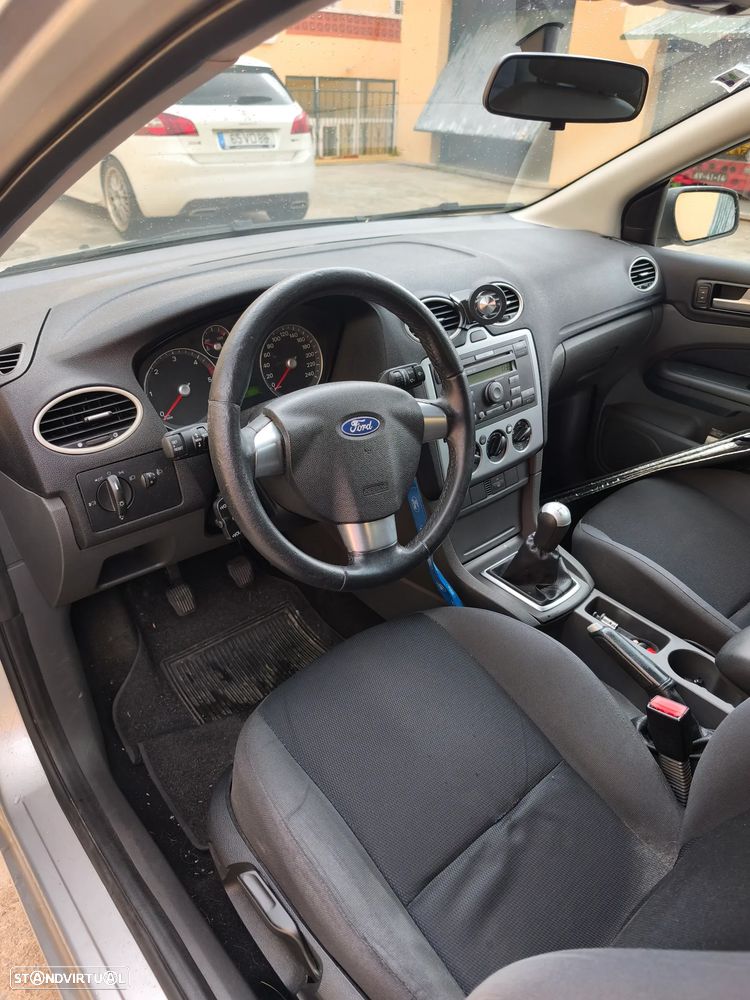 Ford Focus 1.6 TDCi Sport - 4