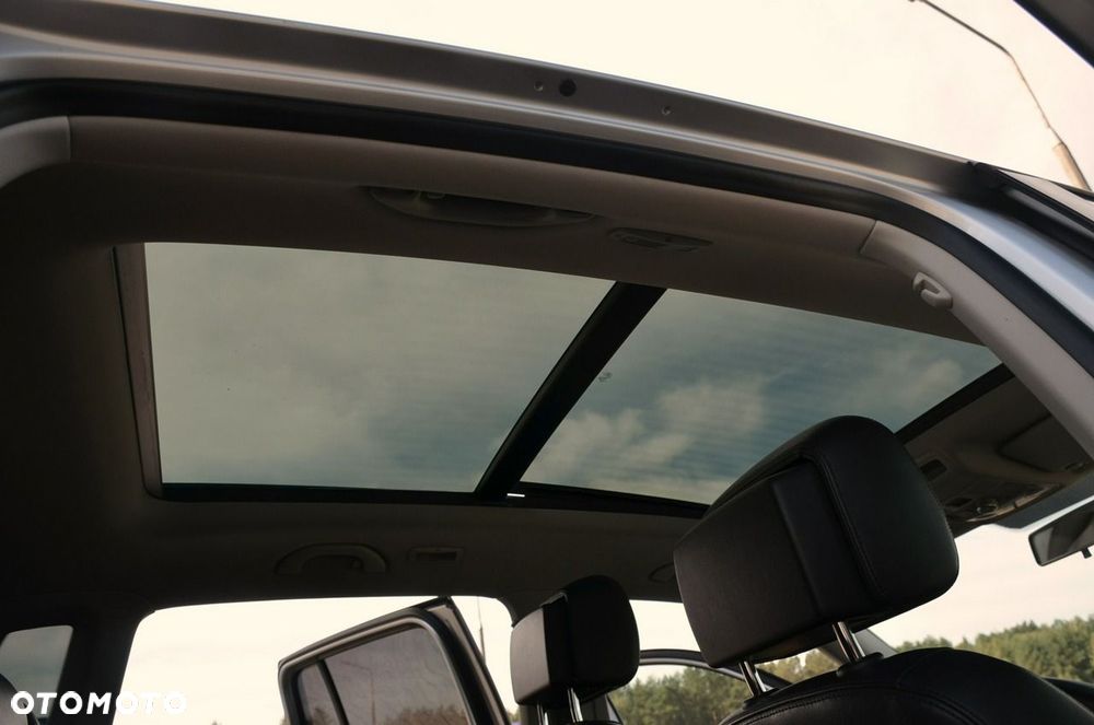 Volkswagen Tiguan - 19