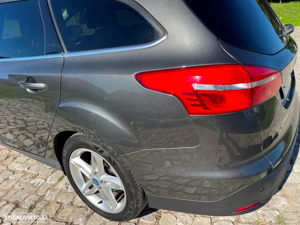 Ford Focus SW 1.5 TDCi Titanium - 19