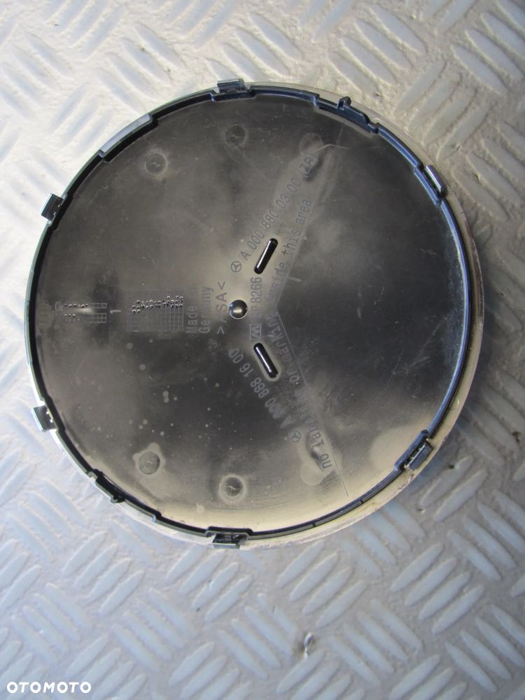 znaczek 0008881600 - 4