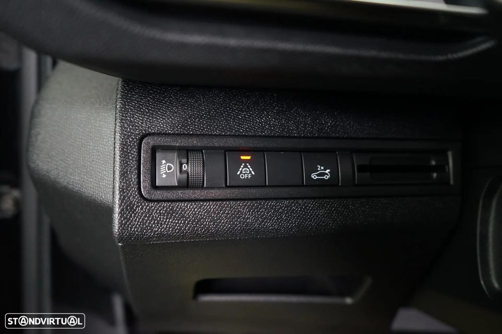 Peugeot 3008 1.2 PureTech Allure - 27