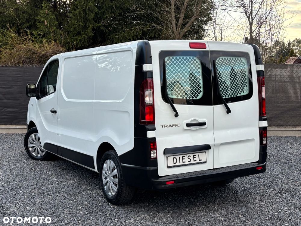 Renault Trafic - 10