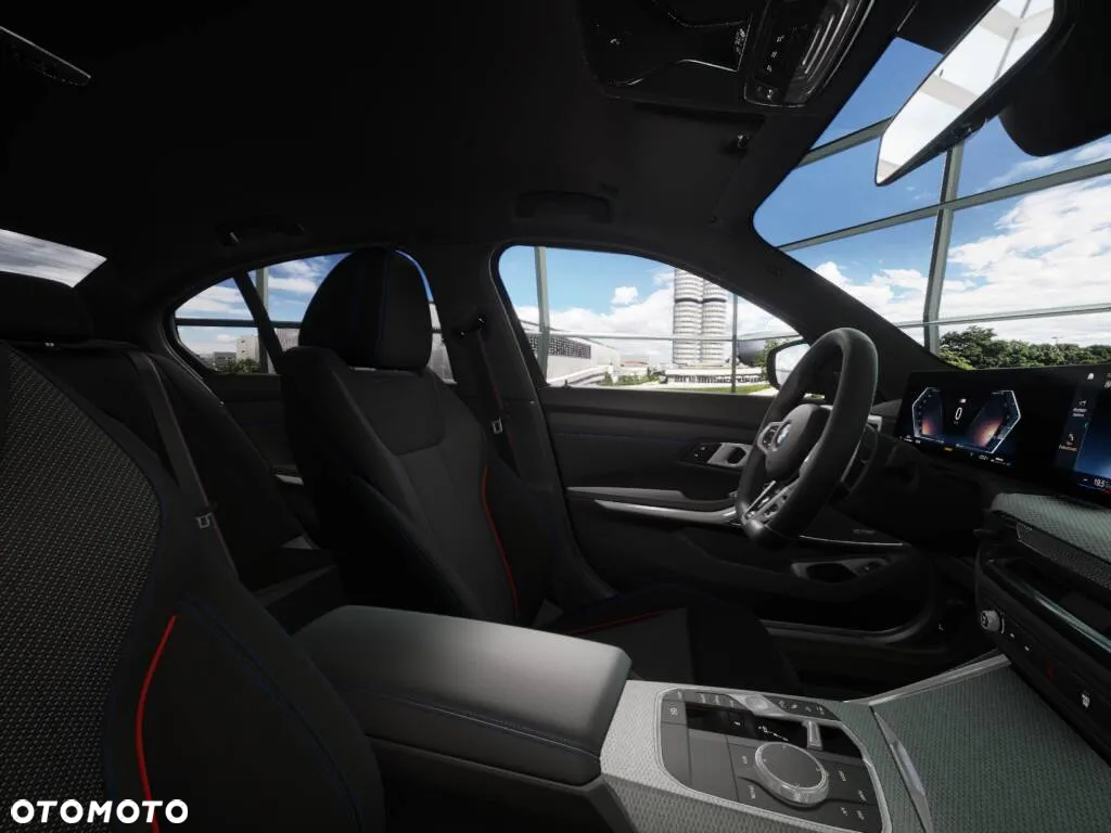 BMW Seria 3 330i M Sport - 4