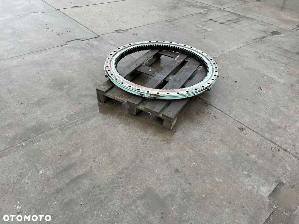 Wieniec obrotu koparka LIEBHERR 900B 900C 904B 904C