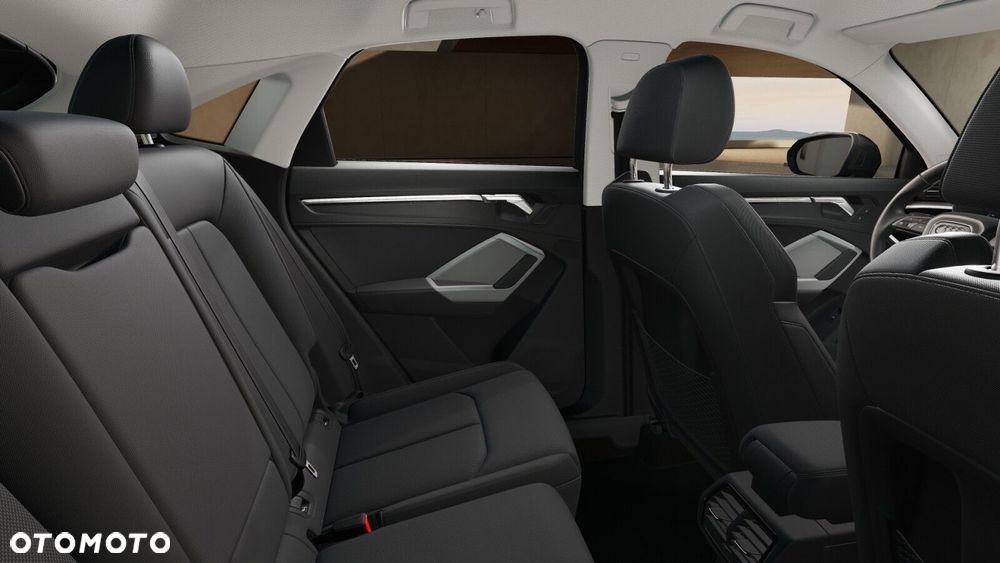 Audi Q3 Sportback - 11