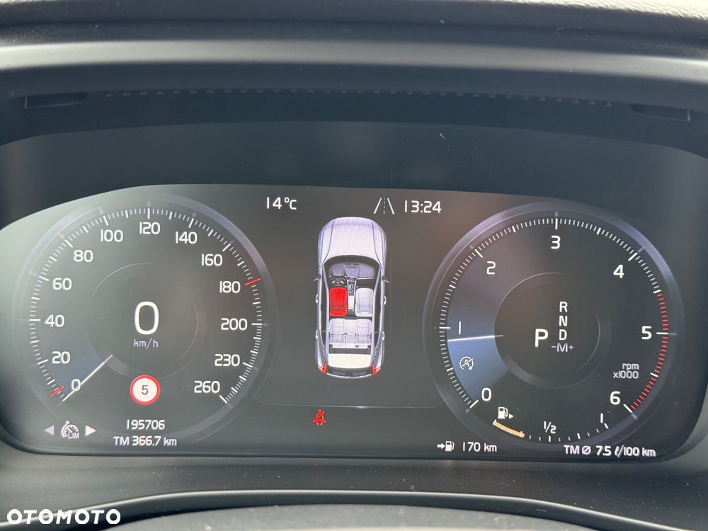 Volvo XC 40 - 29