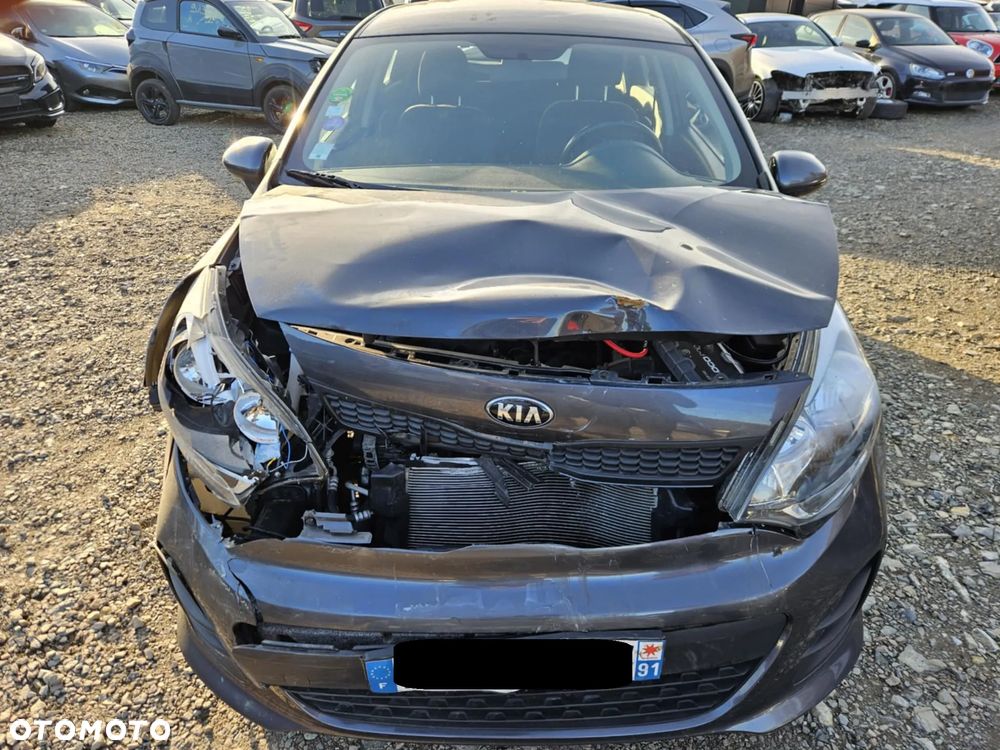 Kia Rio 1.2 Dream Team Edition - 9