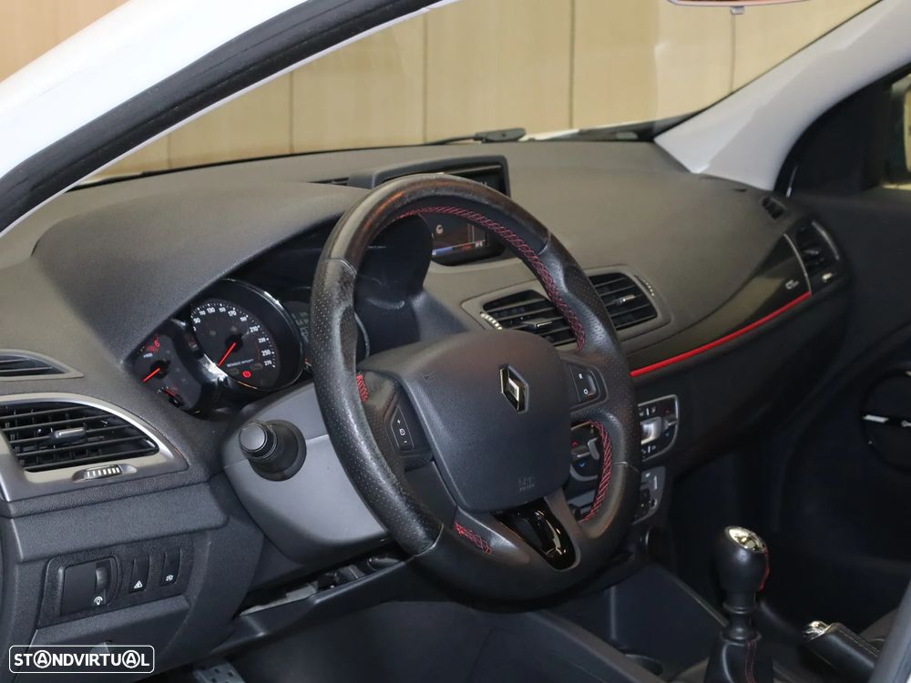 Renault Mégane Sport Tourer 1.5 dCi GT Line - 22