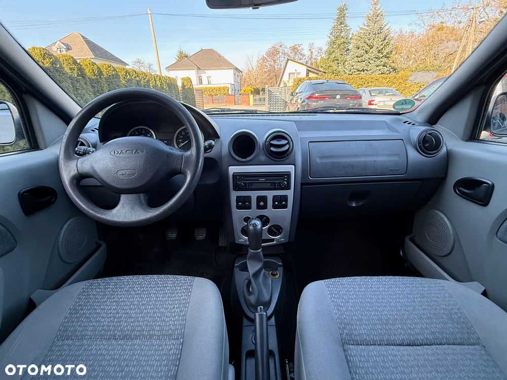 Dacia Logan 1.6 16V Laureate Euro5 - 21