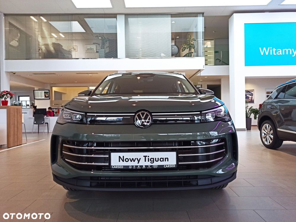 Volkswagen Tiguan - 8
