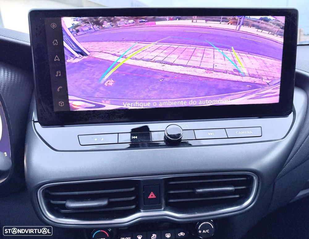 Nissan Juke 1.0 DIG-T N-Connecta NAV. DCT - 10