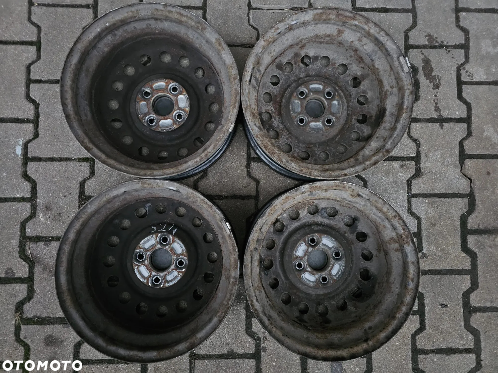 (S24) Suzuki OE Splash Swift Ignis Balneo Celerio / LP1262 / 4,5Jx14 ET45 4x100 - 7