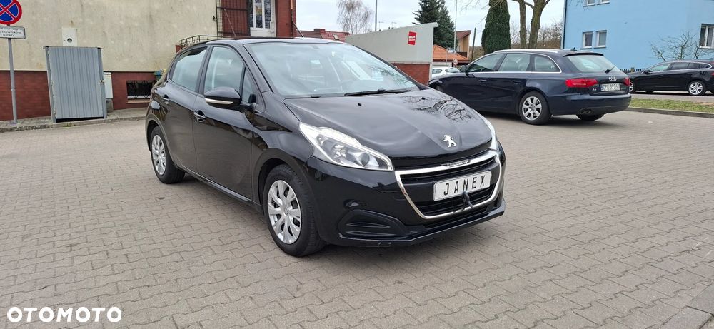 Peugeot 208 PureTech 82 Allure - 3