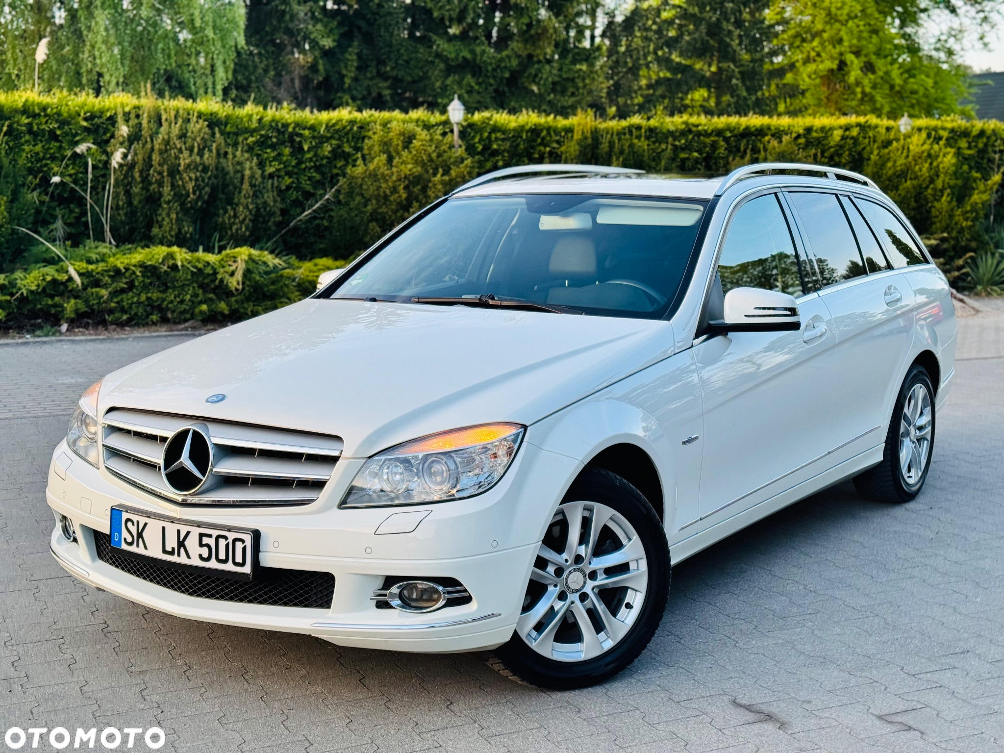 Mercedes-Benz Klasa C 180 T Kompressor Automatik BlueEFFICIENCY Special Edition - 2