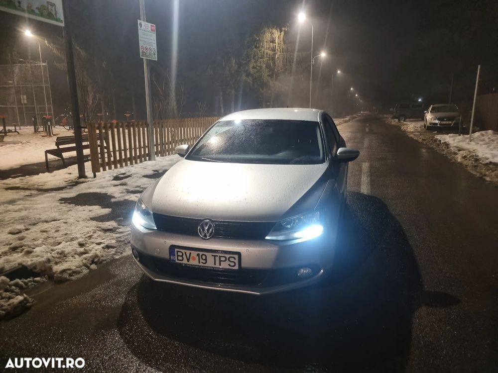 Volkswagen Jetta - 22