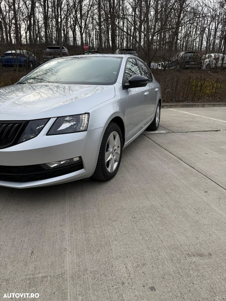 Skoda Octavia - 1