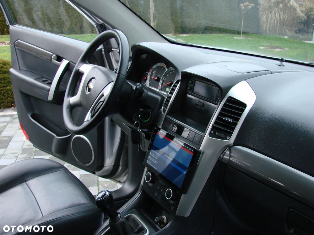 Chevrolet Captiva - 21